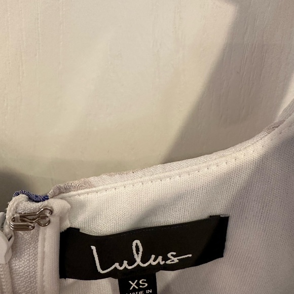 Lulu's White Floral Jacquard Pleated Skater Dress xSmall - Picture 3 of 8